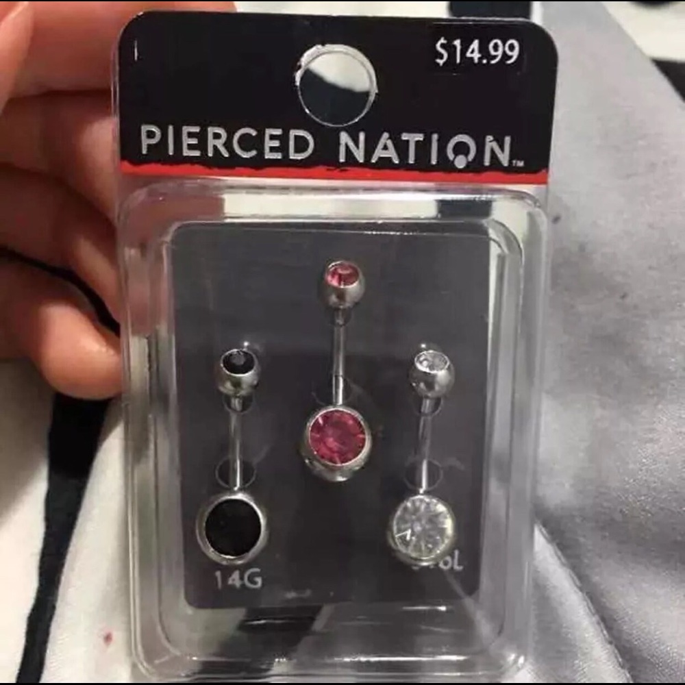 Belly button piercings